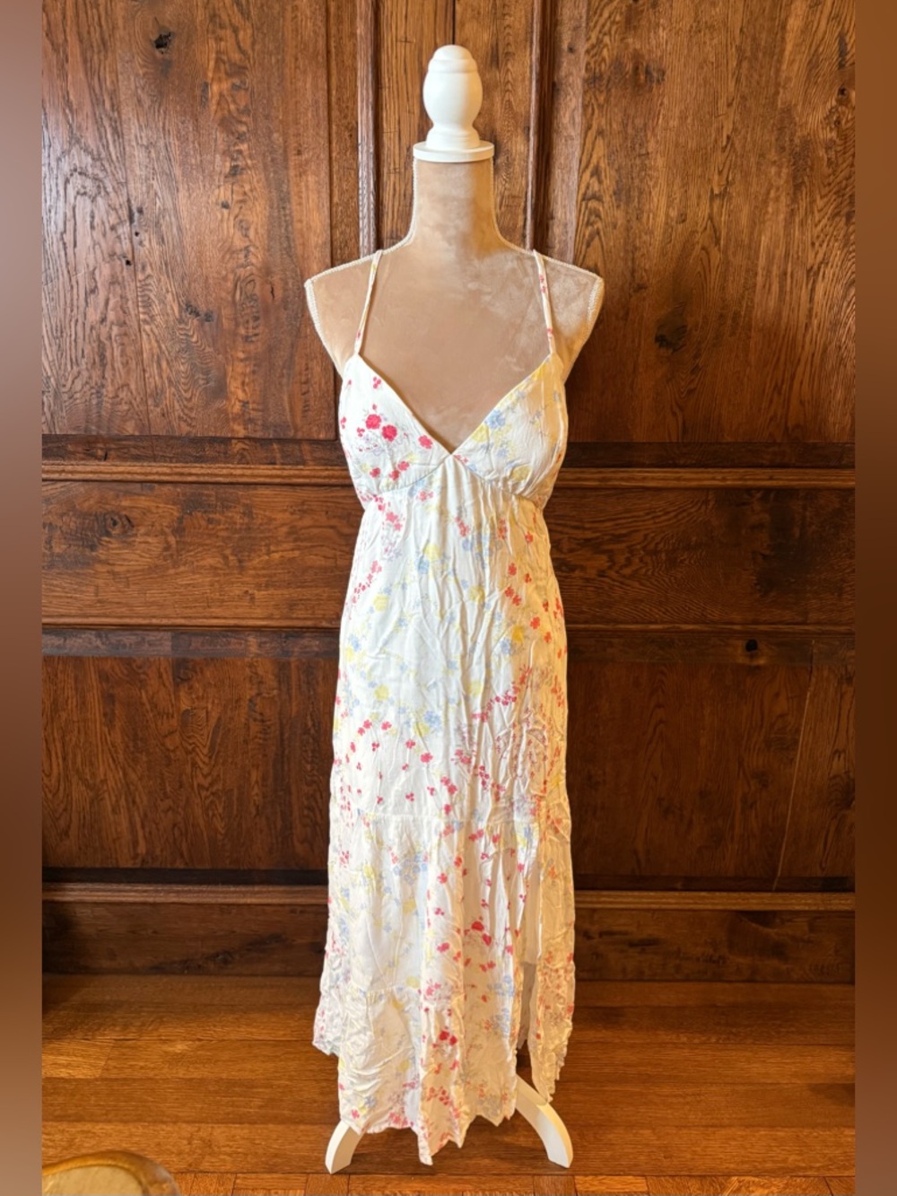 HOLLISTER- Women's White Floral Spaghetti-Strap Maxi Dress